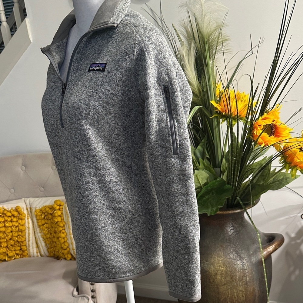 Patagonia Women's Gray Quarter-Zip Sweater - Picture 5 of 9